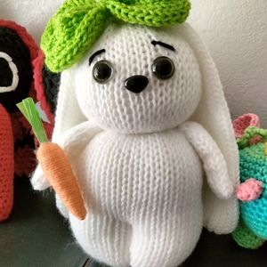 Knitted bunny NWOT